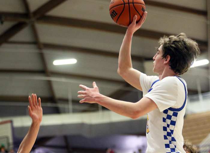a Tualatin Barlow 6A Oregon boys basketball quarterfinal 2024 Dan Brood 24
